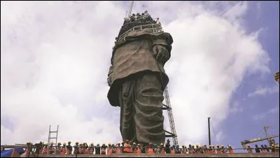 Whish is tallest statue of the world