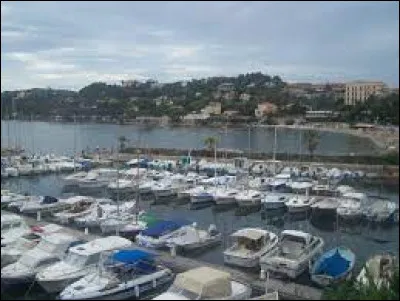 Let's start our journey on the Cote d'Azur, in Beaulieu-sur-Mer. The town lies between Nice and Monaco, in the department ...