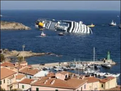 Did the liner Costa Concordia sink on January 13, 2012?